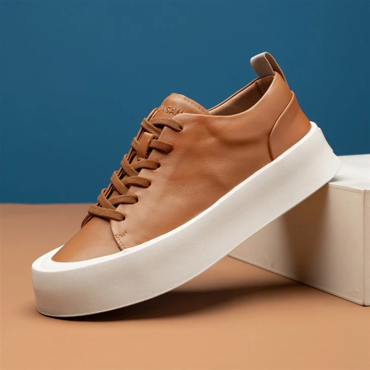 Premium Leather Men Casual Sneaker